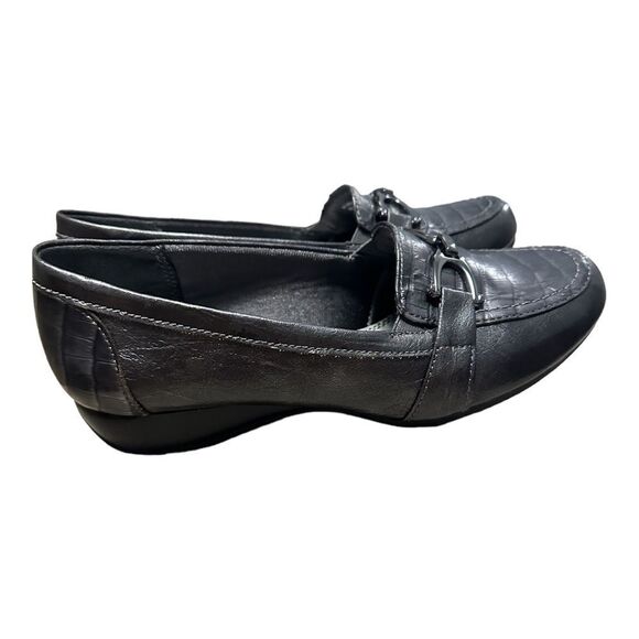 Life stride silvery grey faux crocodile loafers size 7 - Picture 3 of 10